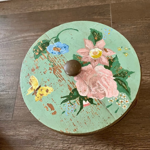 Floral Green Decorative wooden Bucket - Picture 10 of 13